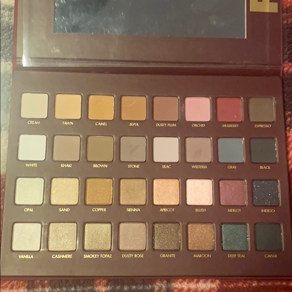 Eyeshadow Bundle - Picture 3 of 11